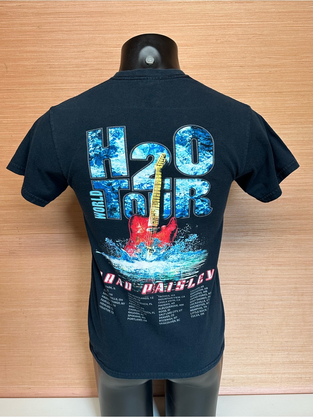 Brad Paisley 2010 H2O Tour Concert Tee Black T-Shirt Adult Size Small